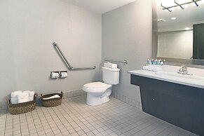 Holiday Inn Express Hotel & Suites Calgary by IHG