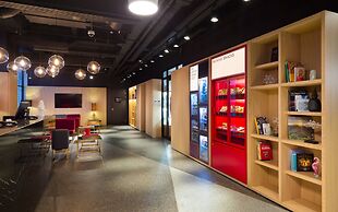 AZIMUT Hotel Smolenskaya Moscow