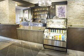 Crowne Plaza Saddle Brook by IHG