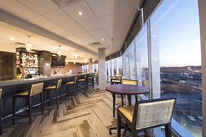 Crowne Plaza Saddle Brook by IHG