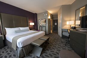 Crowne Plaza Saddle Brook by IHG