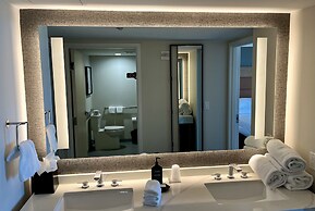 Sheraton Virginia Beach Oceanfront Hotel