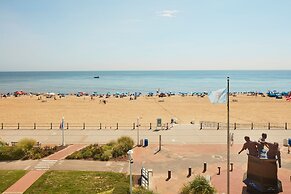 Sheraton Virginia Beach Oceanfront Hotel
