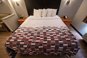 Red Roof Inn & Suites Danville, IL