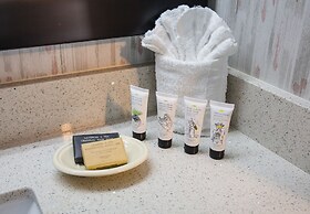 Bridgeway Inn & Suites Sublimity