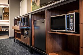 Anaheim Camelot Inn & Suites