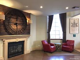 Anaheim Camelot Inn & Suites