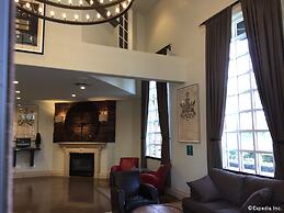 Anaheim Camelot Inn & Suites