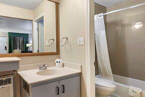 Rodeway Inn Clearwater - Dunedin