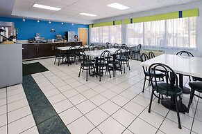 Days Inn by Wyndham Forsyth