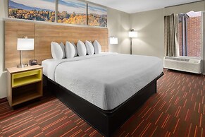 Days Inn by Wyndham Forsyth