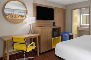 Days Inn by Wyndham Forsyth