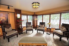 The Bard's Inn, BW Signature Collection by Best Western