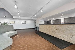 Quality Inn & Suites Mall of America - MSP Airport