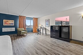 Quality Inn & Suites Mall of America - MSP Airport