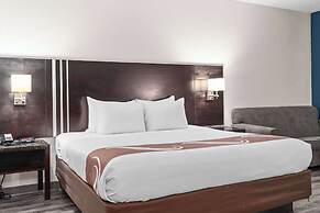 Quality Inn & Suites Mall of America - MSP Airport