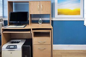 Days Inn by Wyndham Waycross