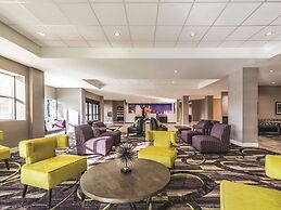 La Quinta Inn & Suites by Wyndham Cincinnati Sharonville
