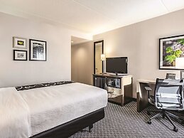 La Quinta Inn & Suites by Wyndham Columbia / Fort Meade