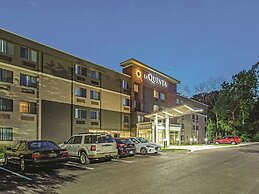 La Quinta Inn & Suites by Wyndham Columbia / Fort Meade