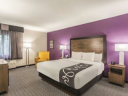 La Quinta Inn & Suites by Wyndham Columbia / Fort Meade