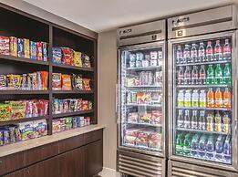 La Quinta Inn & Suites by Wyndham Columbia / Fort Meade