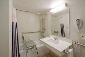 La Quinta Inn by Wyndham Nashville South