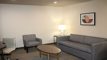 Holiday Inn Metairie New Orleans by IHG