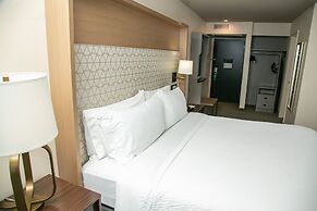 Holiday Inn Metairie New Orleans by IHG