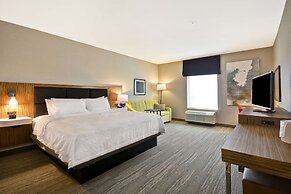 Hampton Inn & Suites Detroit/Warren