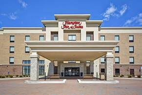 Hampton Inn & Suites Detroit/Warren