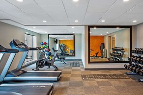 La Quinta Inn & Suites by Wyndham San Francisco Airport N