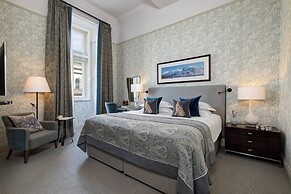 The Balmoral Hotel