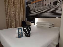 B&B Hotel Como City Center