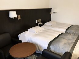 ART HOTEL NARITA