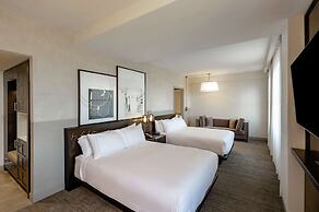Hotel Fort Des Moines, Curio Collection by Hilton