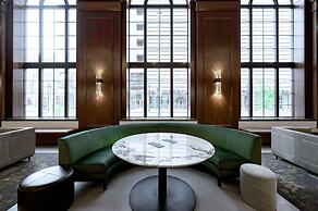 Hotel Fort Des Moines, Curio Collection by Hilton