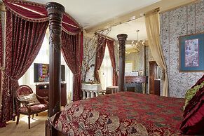 Queen Anne Hotel