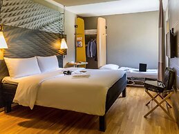 ibis Sion Hotel
