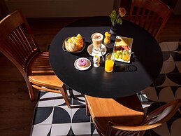ibis Sion Hotel