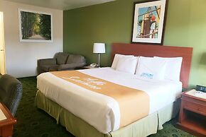 Days Inn by Wyndham Westley