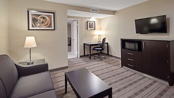 Best Western Pasadena Royale Inn & Suites