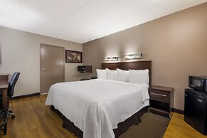 Red Roof Inn PLUS+ Nashville Airport