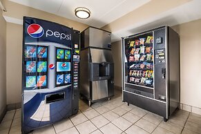 Red Roof Inn PLUS+ Nashville Airport