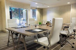 Westdrift Manhattan Beach, Autograph Collection by Marriott