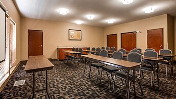 Best Western Plus Prairie Inn