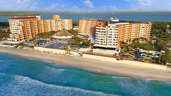 Crown Paradise Club Cancun All Inclusive