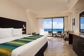Crown Paradise Club Cancun All Inclusive