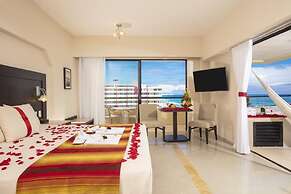 Crown Paradise Club Cancun All Inclusive