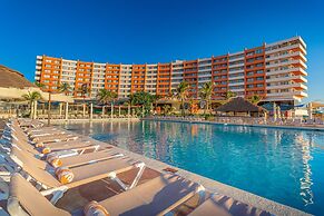 Crown Paradise Club Cancun All Inclusive